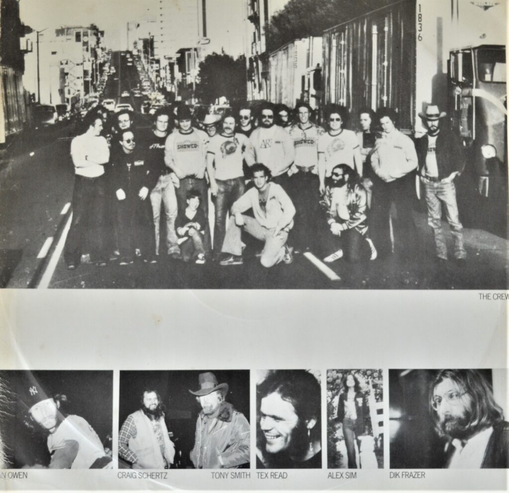 Genesis - Seconds Out, Bringing The Warmth Of New Life genesis-seconds-out-inner-sleeve-record-two-1