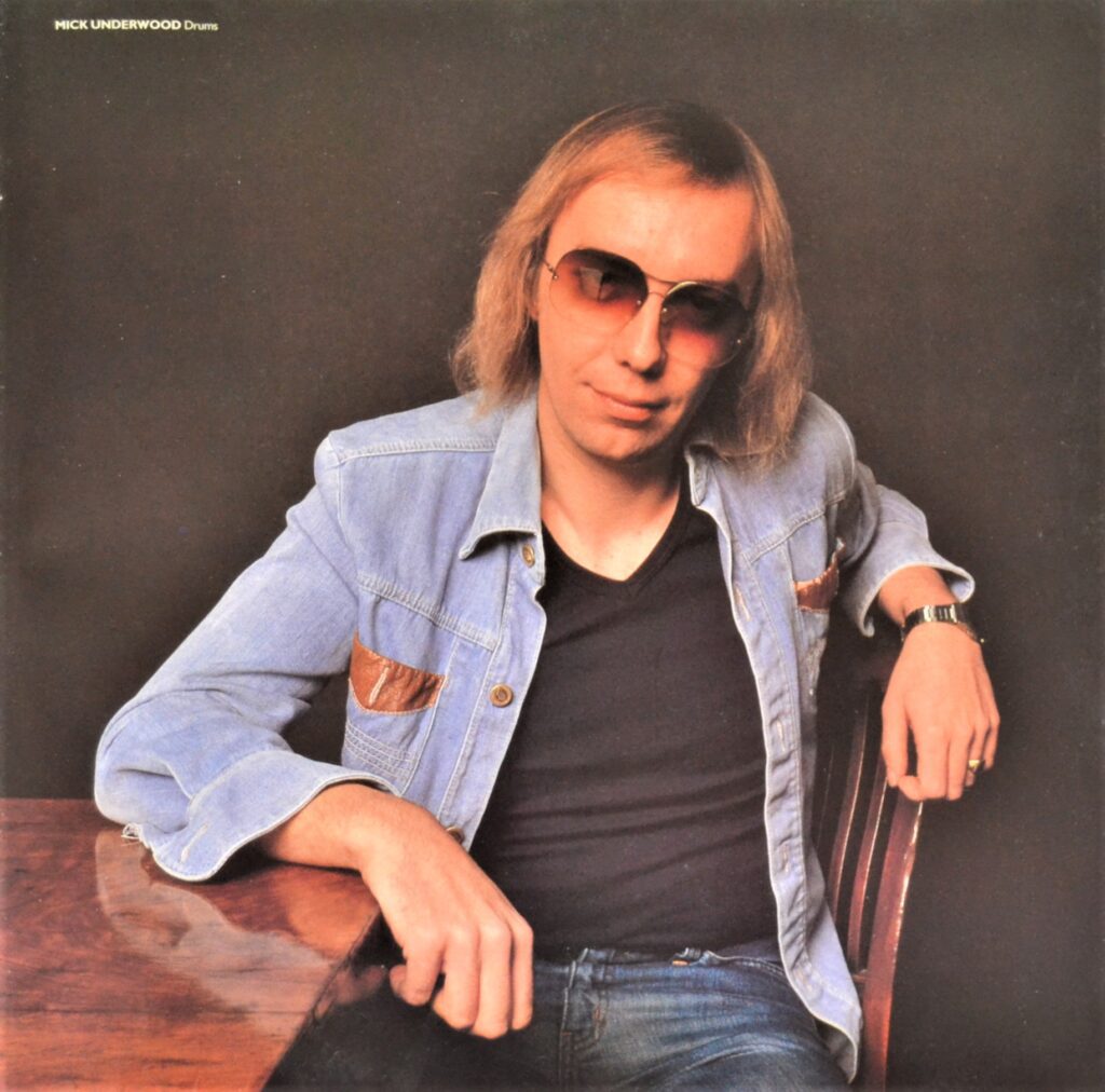 Gillan - Future Shock, You Hold Me And Love Me gillan-future-shock-booklet-two.