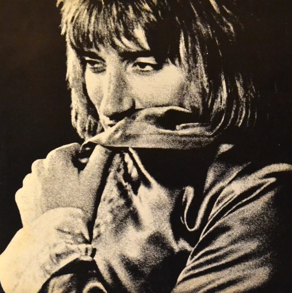 Rod Stewart - Atlantic Crossing: It'S Not The Spotlight This Old Heart Of Mine rod-stewart-atlantic-crossing-inner-sleeve-one.