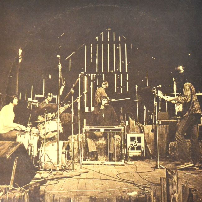 neil-young-harvest-back-cove