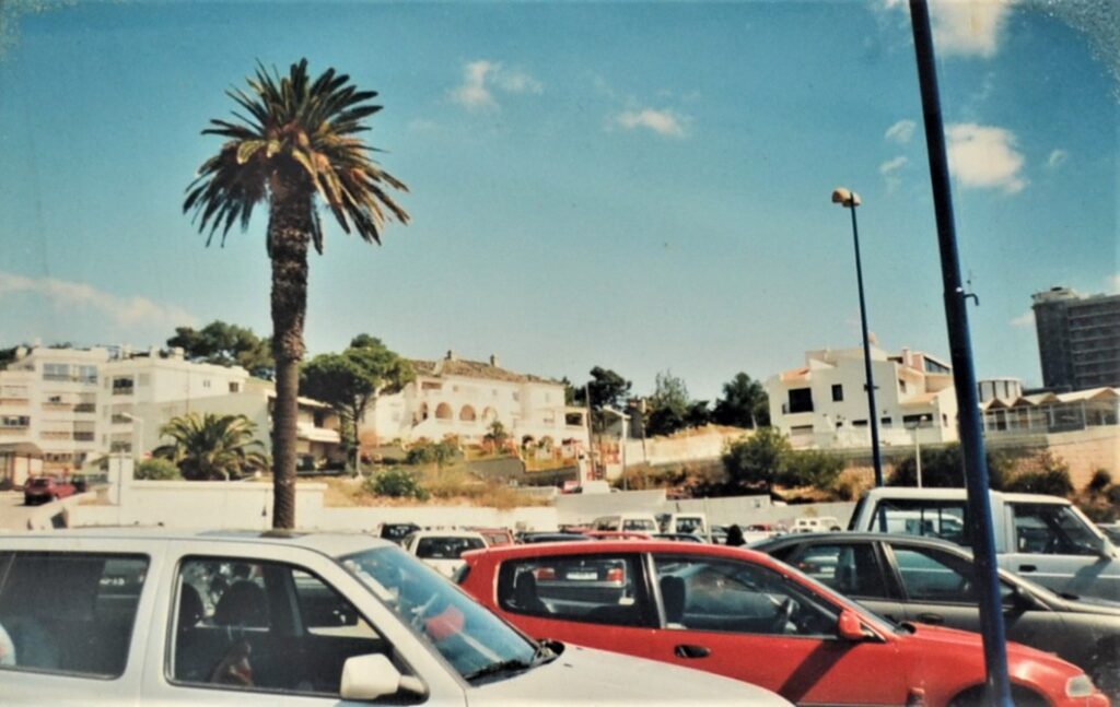 An Unveiling Portrait Of Scientific Exploration And Daily Life venice