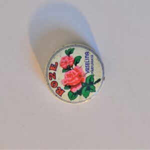 roze-vaselina-parfumata-farmec-cluj-napoca