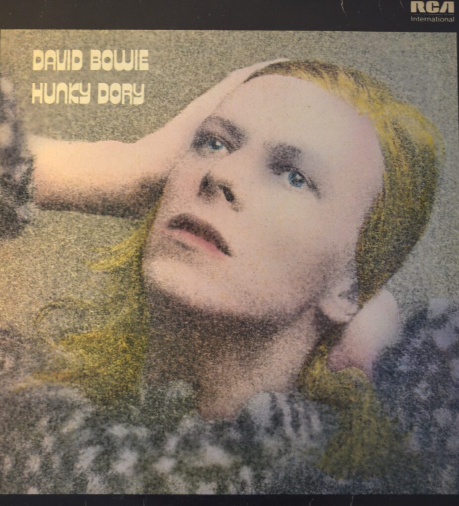 The Kinks - Sleepwalker And His Life On The Road david-bowie-hunky-dory.