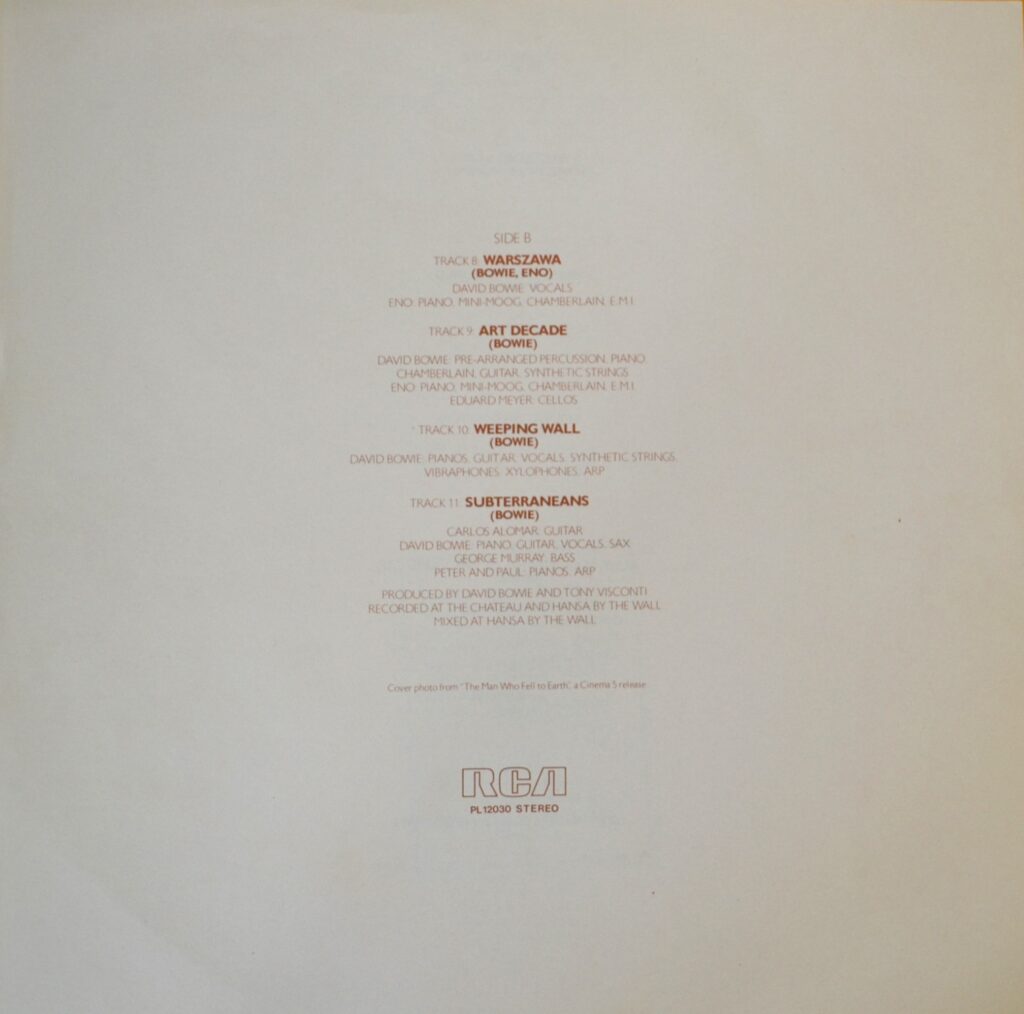 David Bowie - Low On Speed Of Life david-bowie-low-inner-sleeve-two.