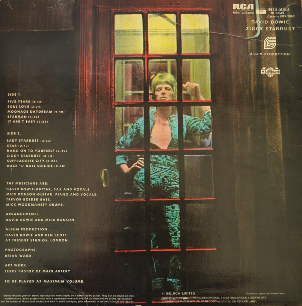 David Bowie - The Rise And The Fall Of Ziggy Stardust And The Spiders From Mars With Soul Love david-bowie-the-rise-and-fall-of-ziggy-stardust-and-the-spiders-from-mars-back-cover