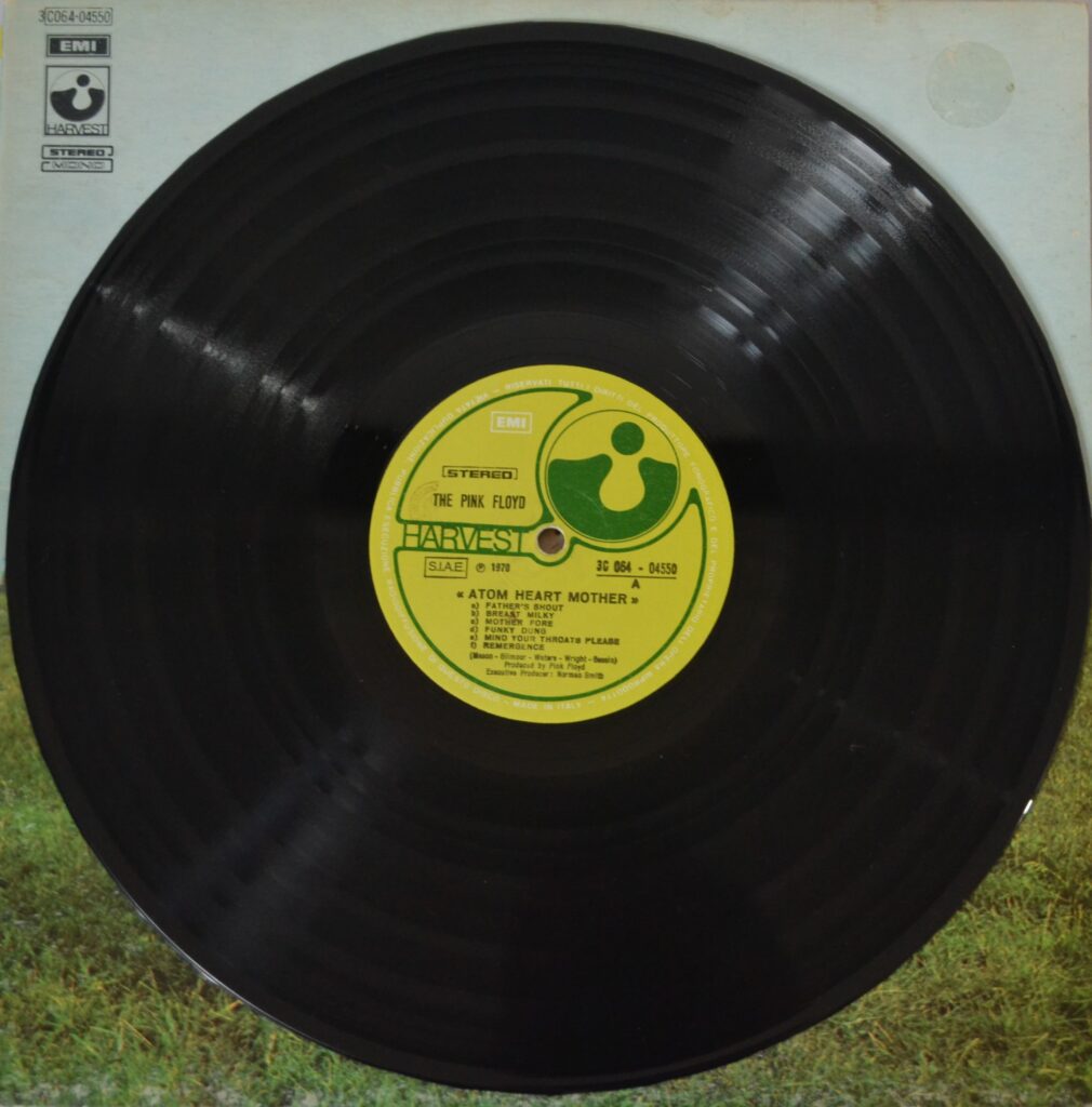 Pink Floyd - Atom Heart Mother And Love For Psychedelic Rock pink-floyd-atom-heart-mother-record-side-one.