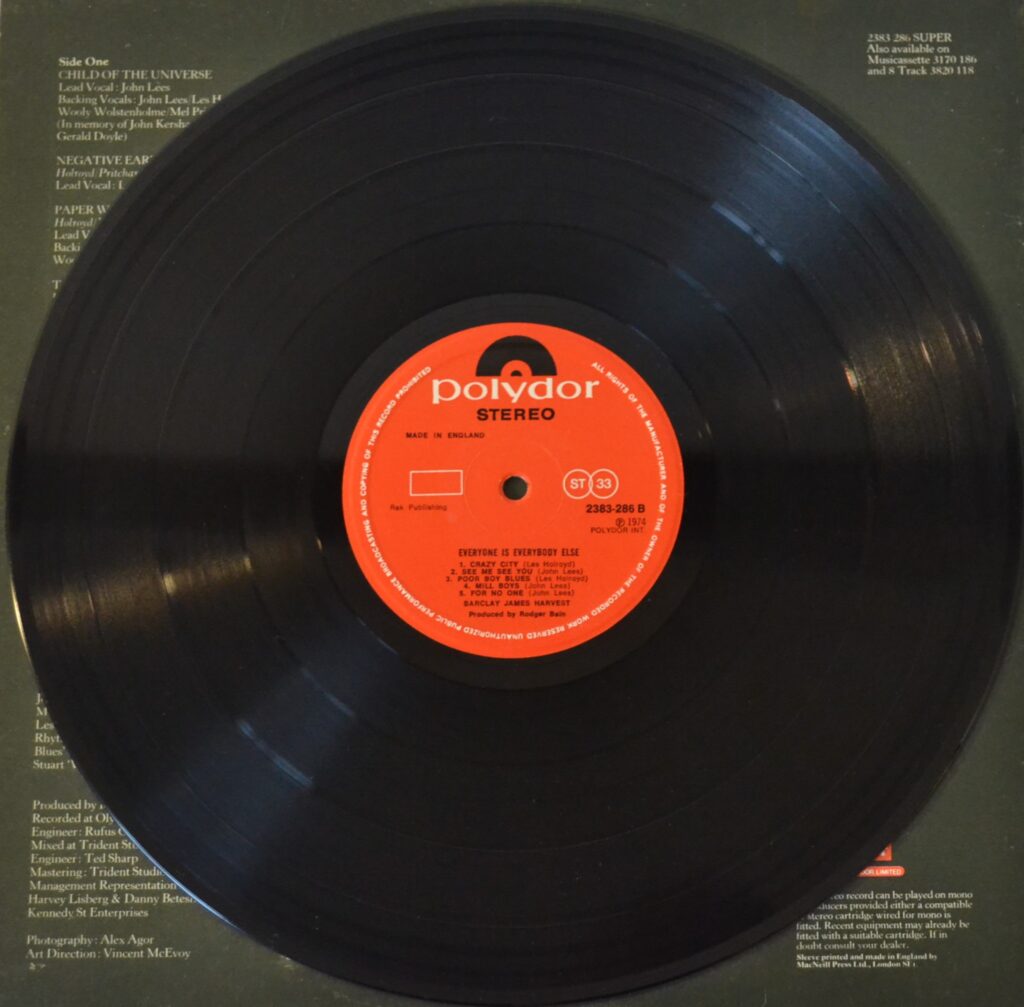 Bjh - Everyone Is Everybody Else, Child Of The Universe barclay-james-harvest-everyone-is-everybody-else-record-side-two.