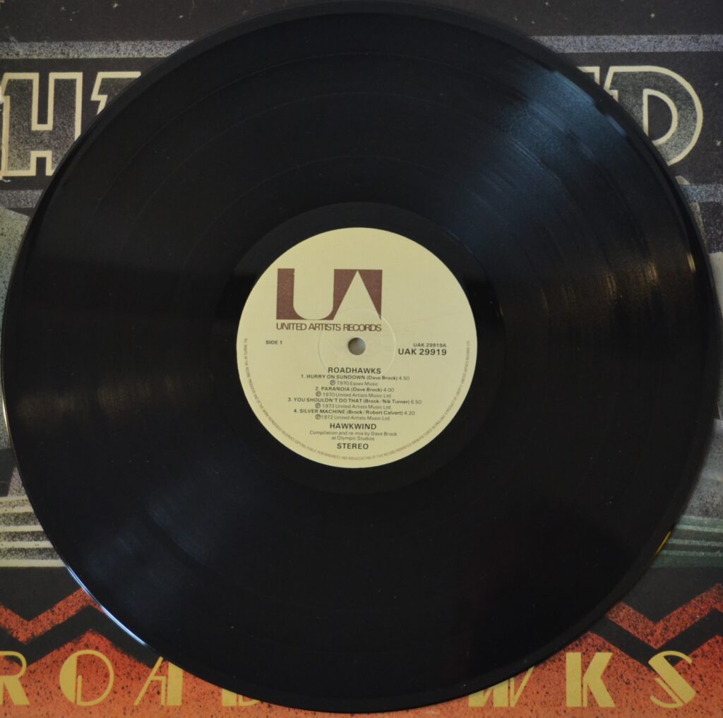 Hawkwind - Roadhawks, So Let'S Not Talk Of Love And Flowers hawkwind-roadhawks-record-side-one