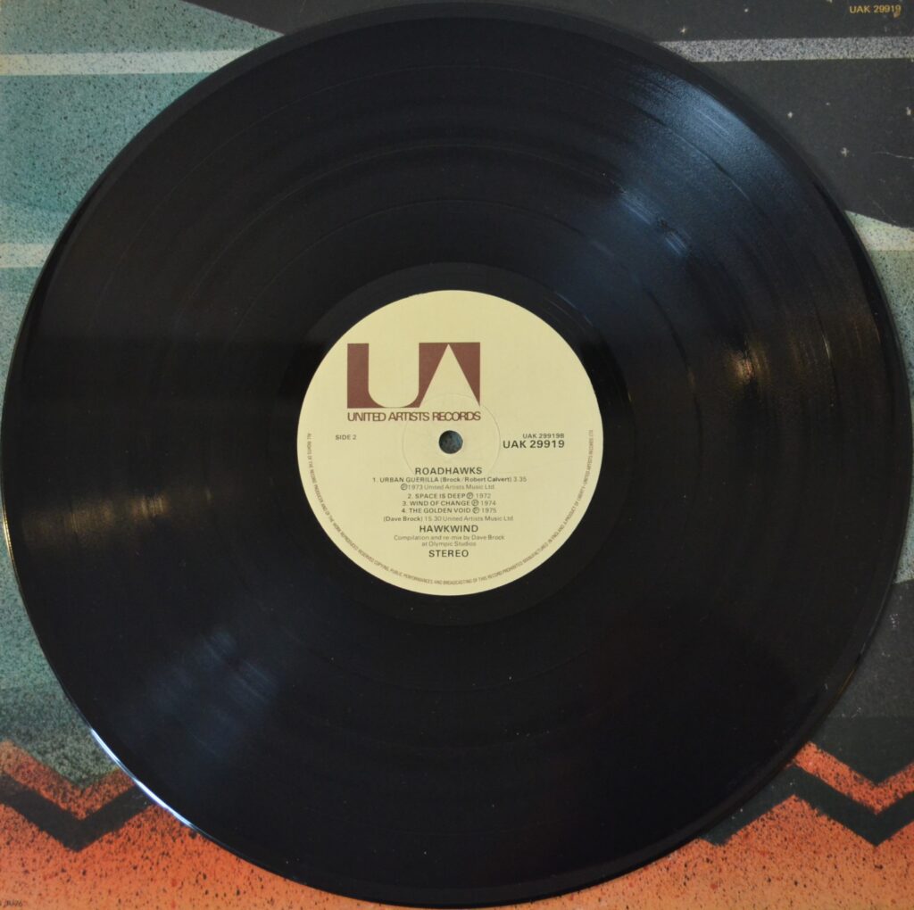 Hawkwind - Roadhawks, So Let'S Not Talk Of Love And Flowers hawkwind-roadhawks-record-side-one