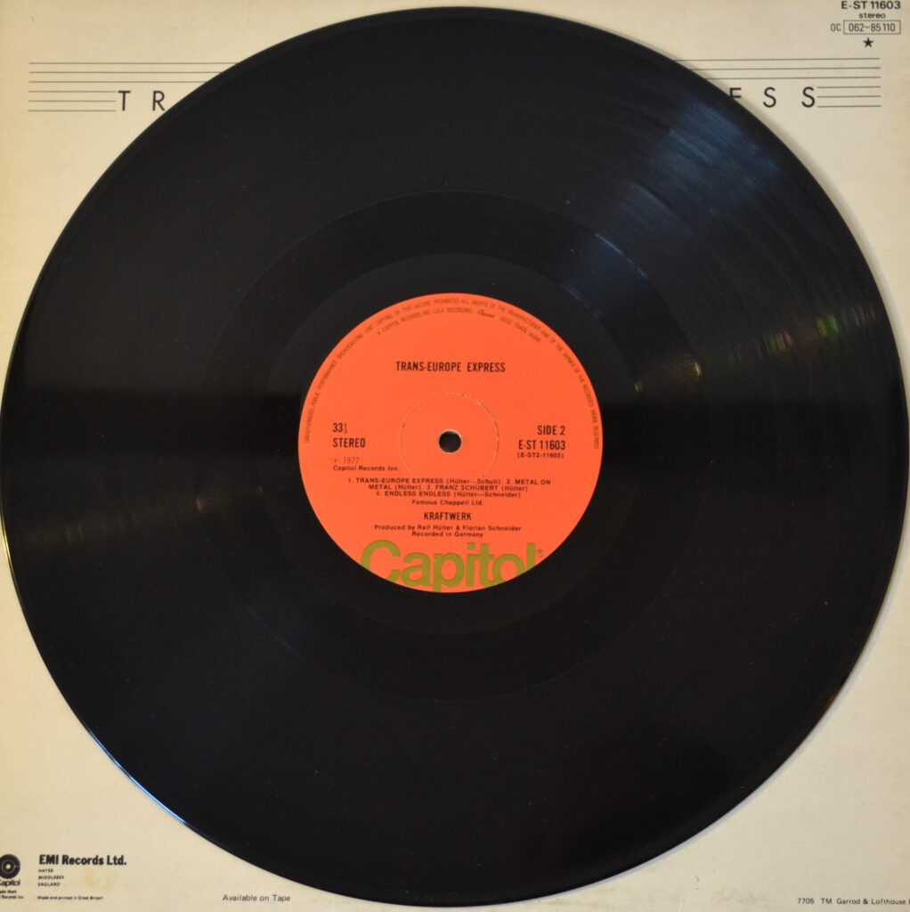 Kraftwerk Unlimited - Showroom Dummies In The Endless Hall Of Mirrors kraftwerk-trans-europe-express-record-side-two