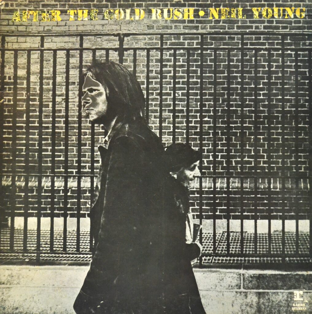 Neil Young - On The Beach Is A Revolution Blues neil-young-after-the-gold-rush.