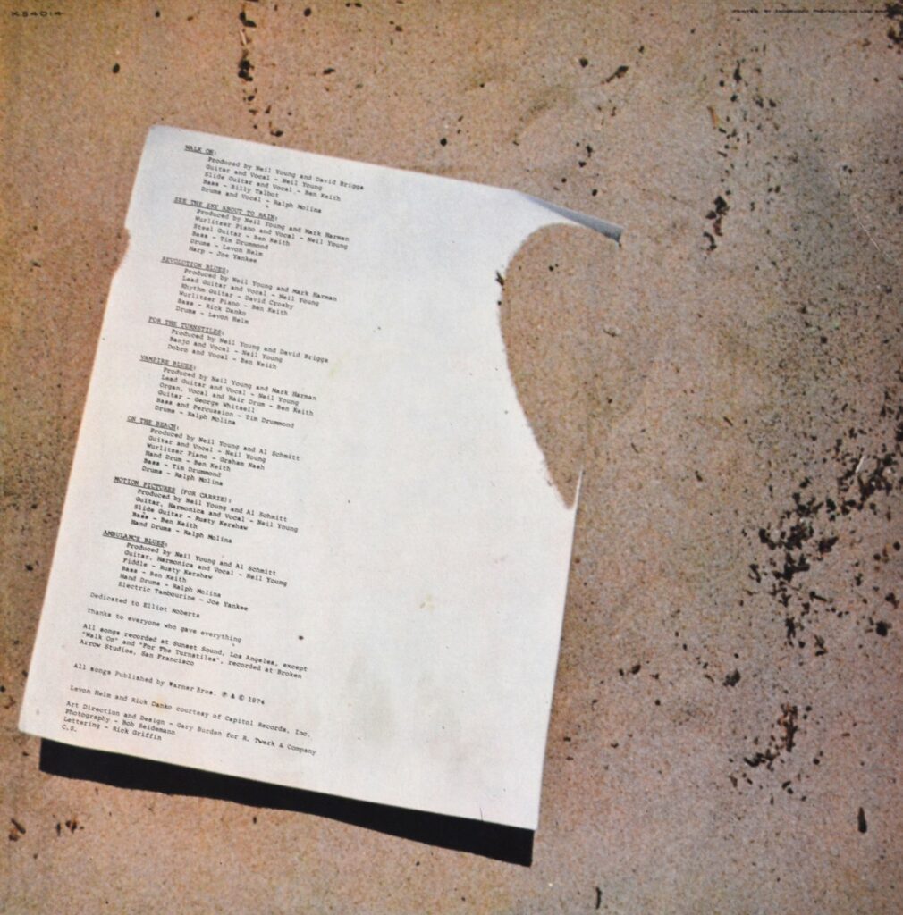 Neil Young - On The Beach Is A Revolution Blues neil-young-on-the-beach-inner-sleeve-one.