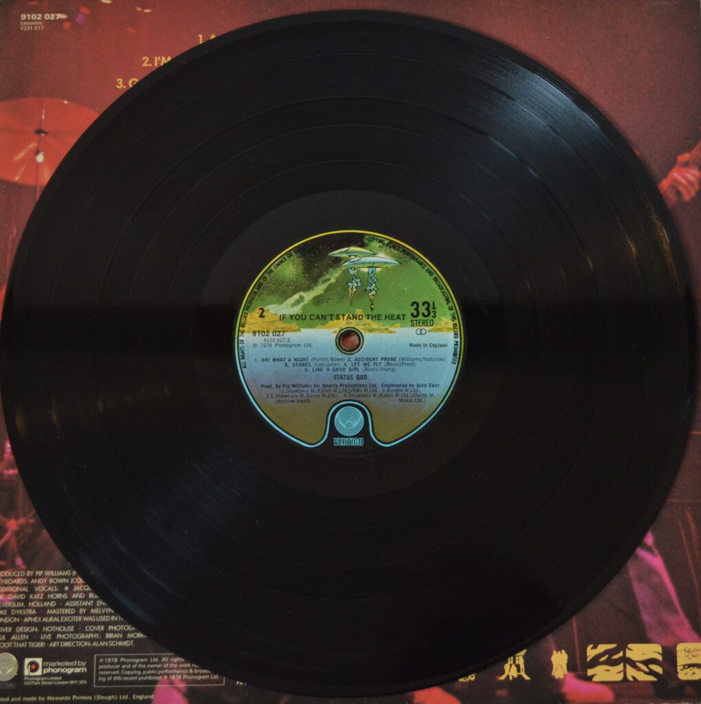 Status Quo - If You Can'T Stand The Heat...gonna Teach You To Love Me status-quo-if-you-can-t-stand-the-heat-record-side-two
