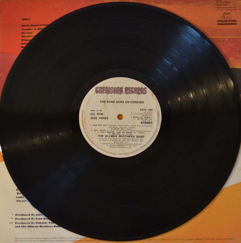 The Allman Brothers Band -The Road Goes On Forever When You Turn Your Love My Way the-allman-brothers-band-the-road-goes-on-forever-record-side-three.