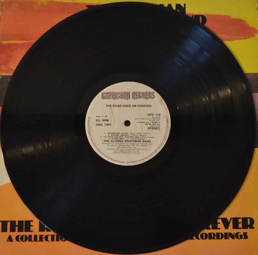 The Allman Brothers Band -The Road Goes On Forever When You Turn Your Love My Way the-allman-brothers-band-the-road-goes-on-forever-record-side-two