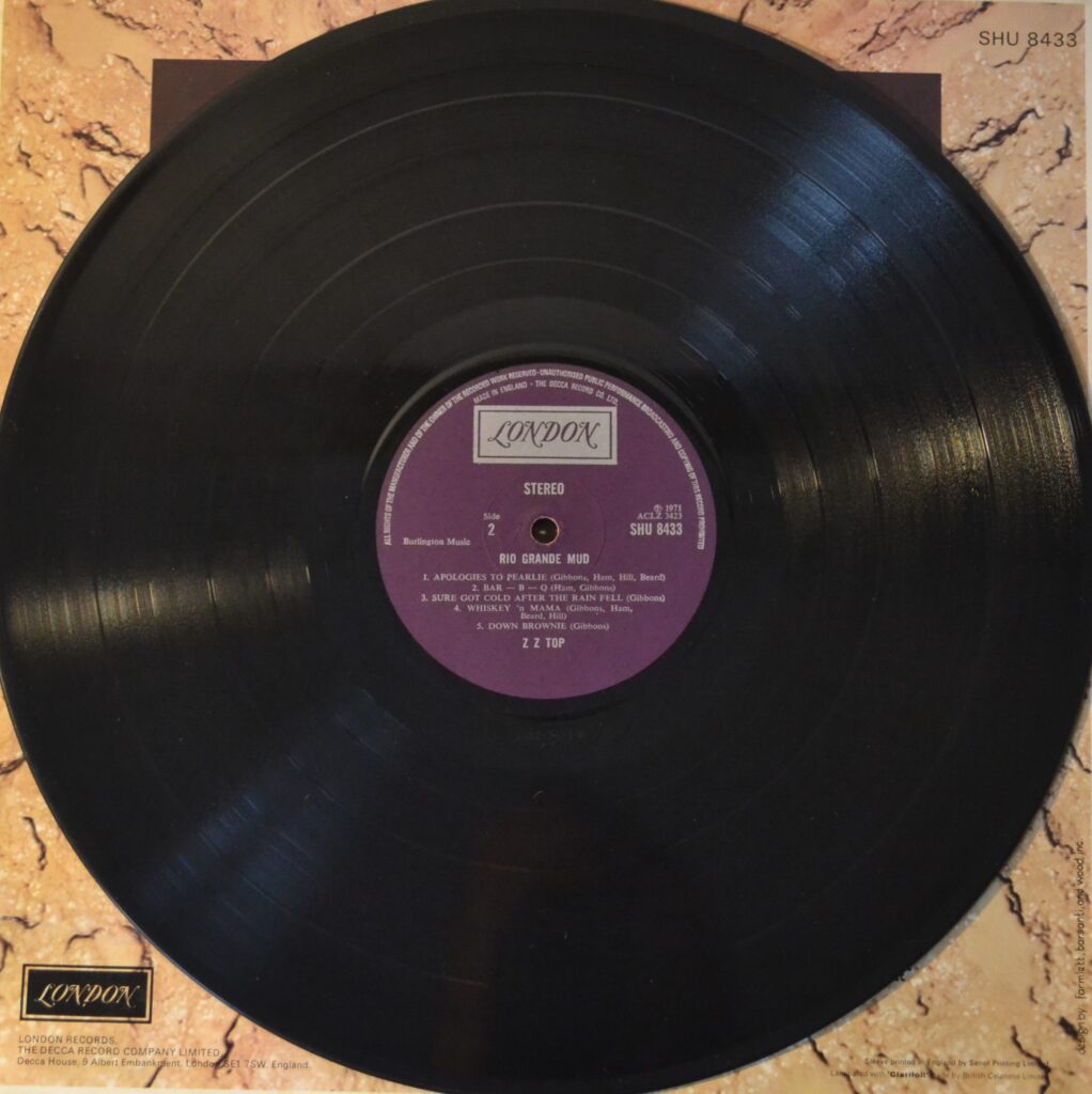 Z Z Top - Rio Grande Mud, How I Love Her, She Set My Heart On Fire zz-top-rio-grande-mud-record-side-two.