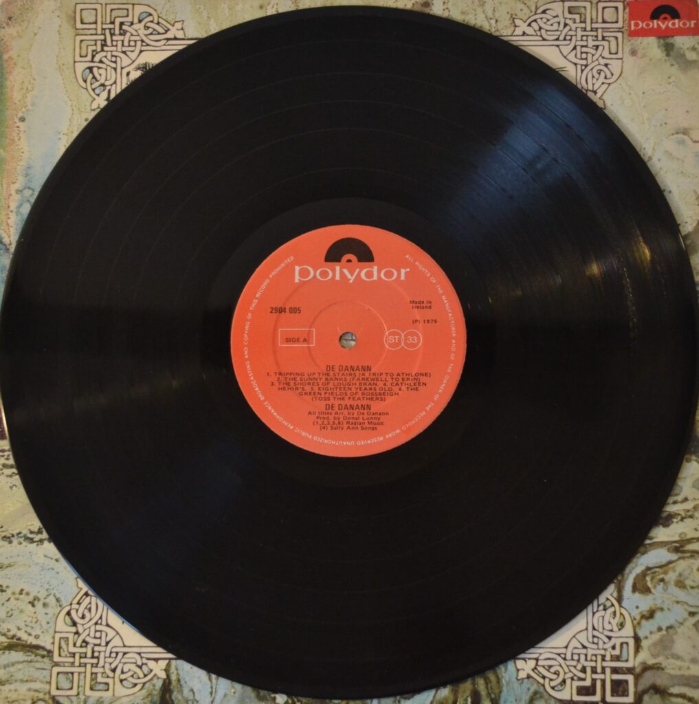 De Danann - My Dear, You'Ll Find That I Love You de-danann-record-side-one