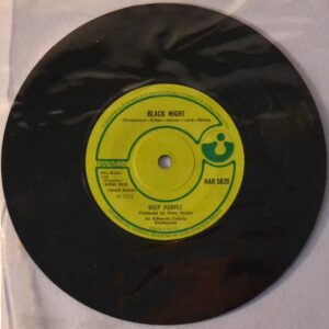 deep-purple-black-night.