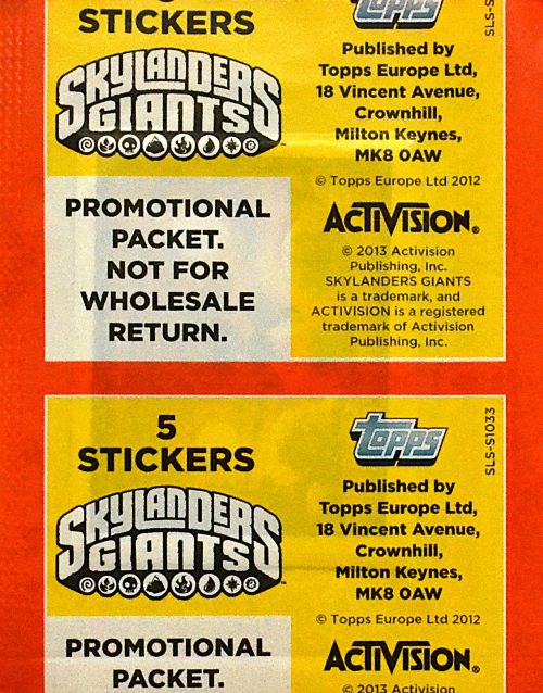 Topps-Skylanders-Giants-Stickers-2013-Unopend-Package-Of-Stickers-Never-Used-back-cover.