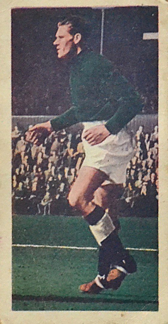 Unlock The World Of Ultra-Rare Collectibles chix-famous-footballers-2nd-series-bubble-gum-cards-1956-nr.-5-ted-ditchburn